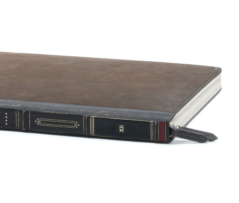 Twelve South BookBook Vol 2 for MacBook Pro 13"/Air 13" USB-C (Brown)