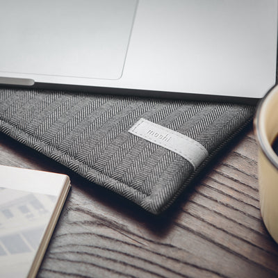 Moshi Pluma Laptop Sleeve for 15"/16"
